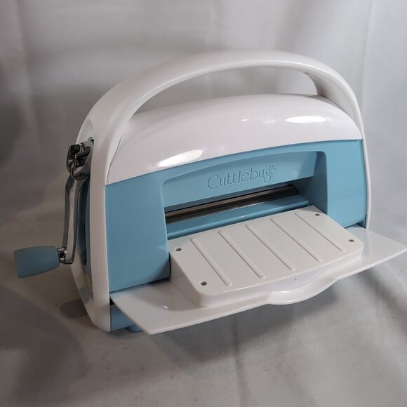 Cricut Cuttlebug Die Cutting Embosing Machine Folding White Blue Crank Manual - Picture 8 of 14